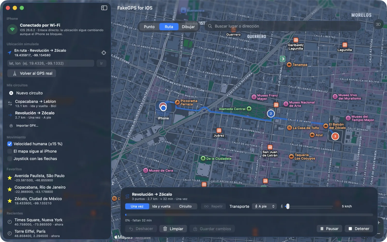 FakeGPS for iOS en una Mac trazando una ruta a pie en la Ciudad de México hasta el Zócalo
